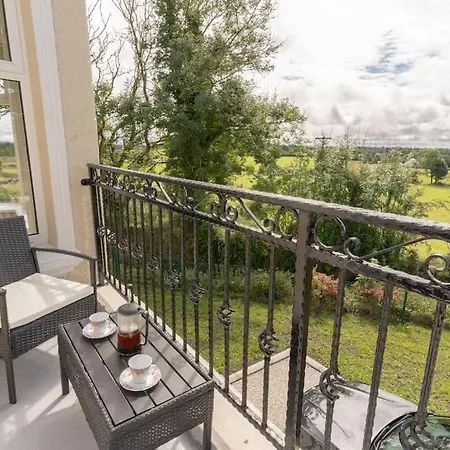 Relaxing Private Country Escape With Hot Tub Holiday home Roscommon